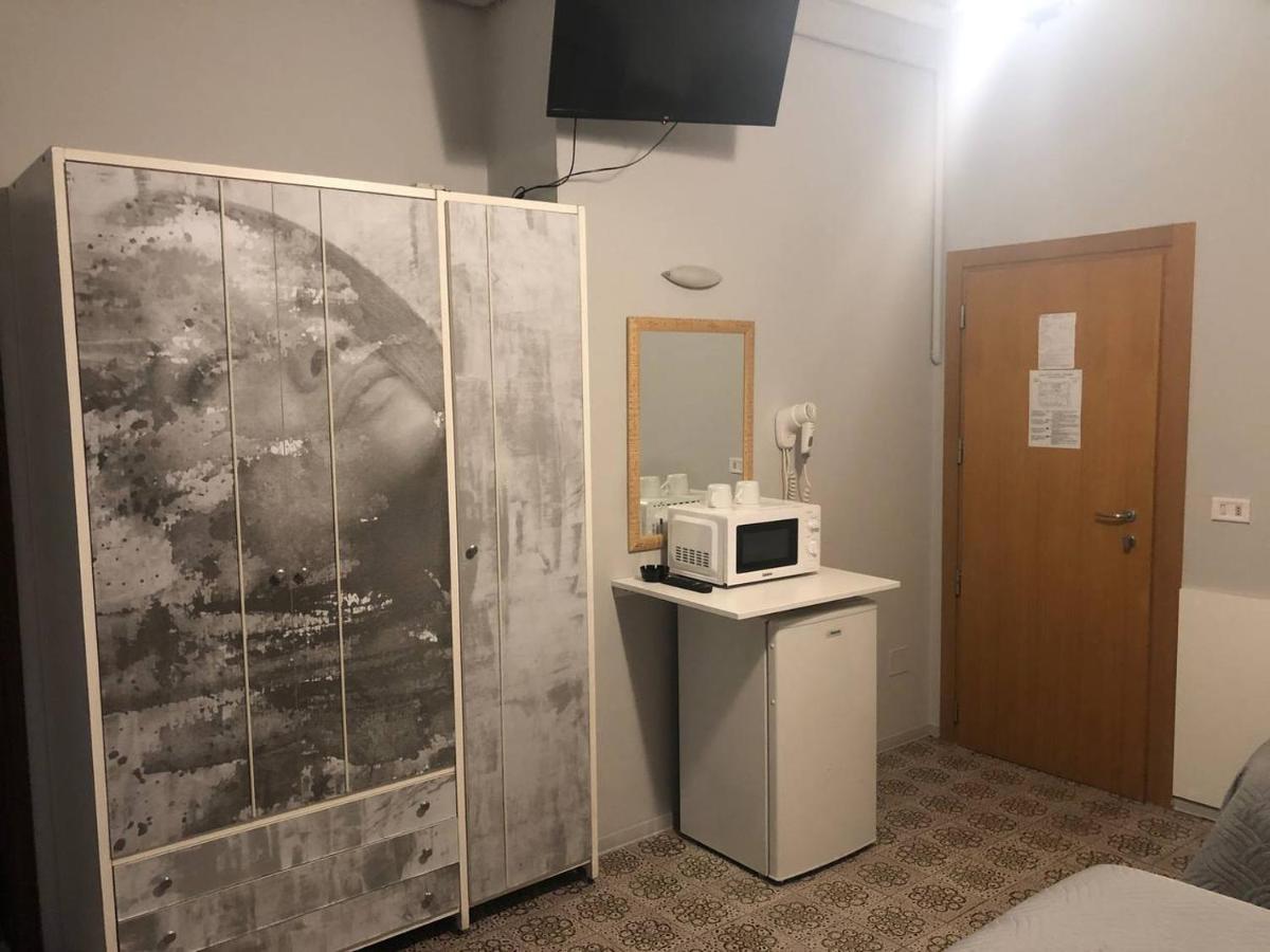 Hotel Wega Bellaria-Igea Marina Bagian luar foto