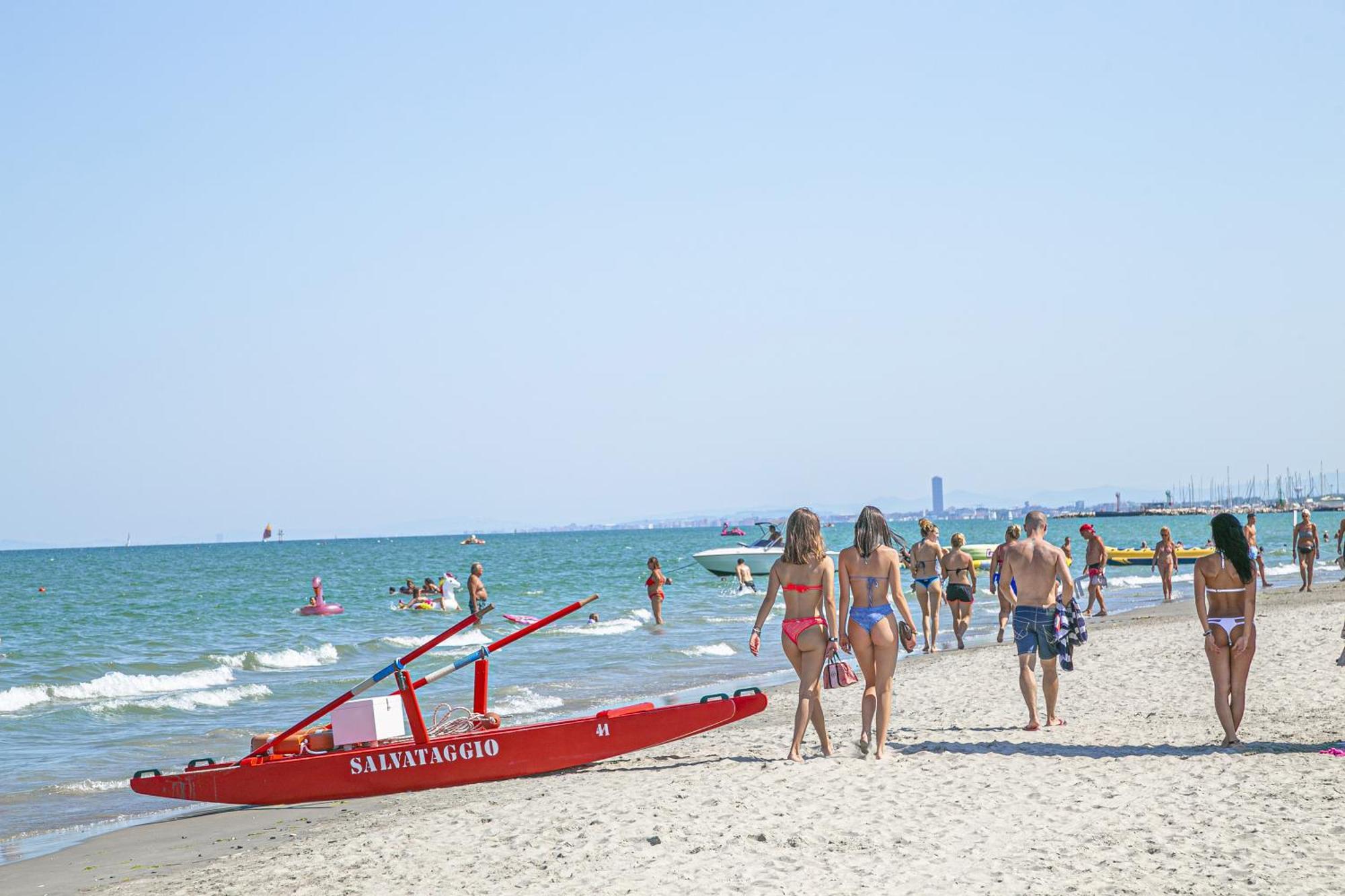 Hotel Wega Bellaria-Igea Marina Bagian luar foto