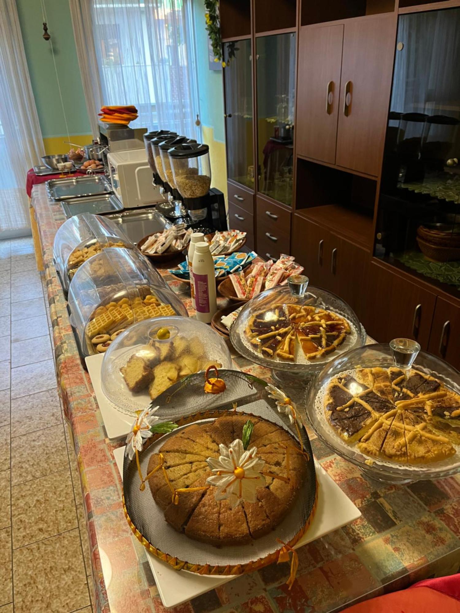 Hotel Wega Bellaria-Igea Marina Bagian luar foto
