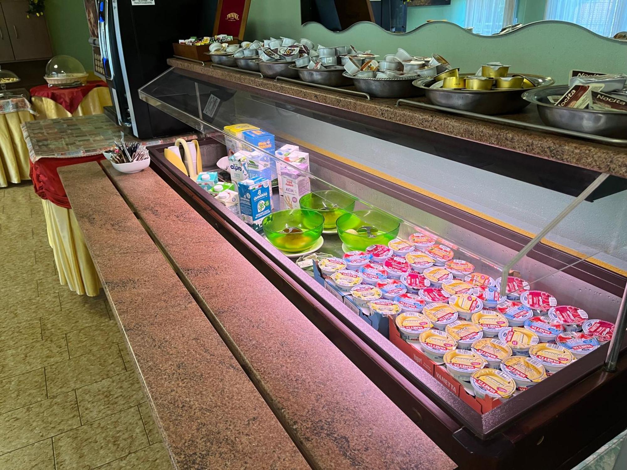 Hotel Wega Bellaria-Igea Marina Bagian luar foto