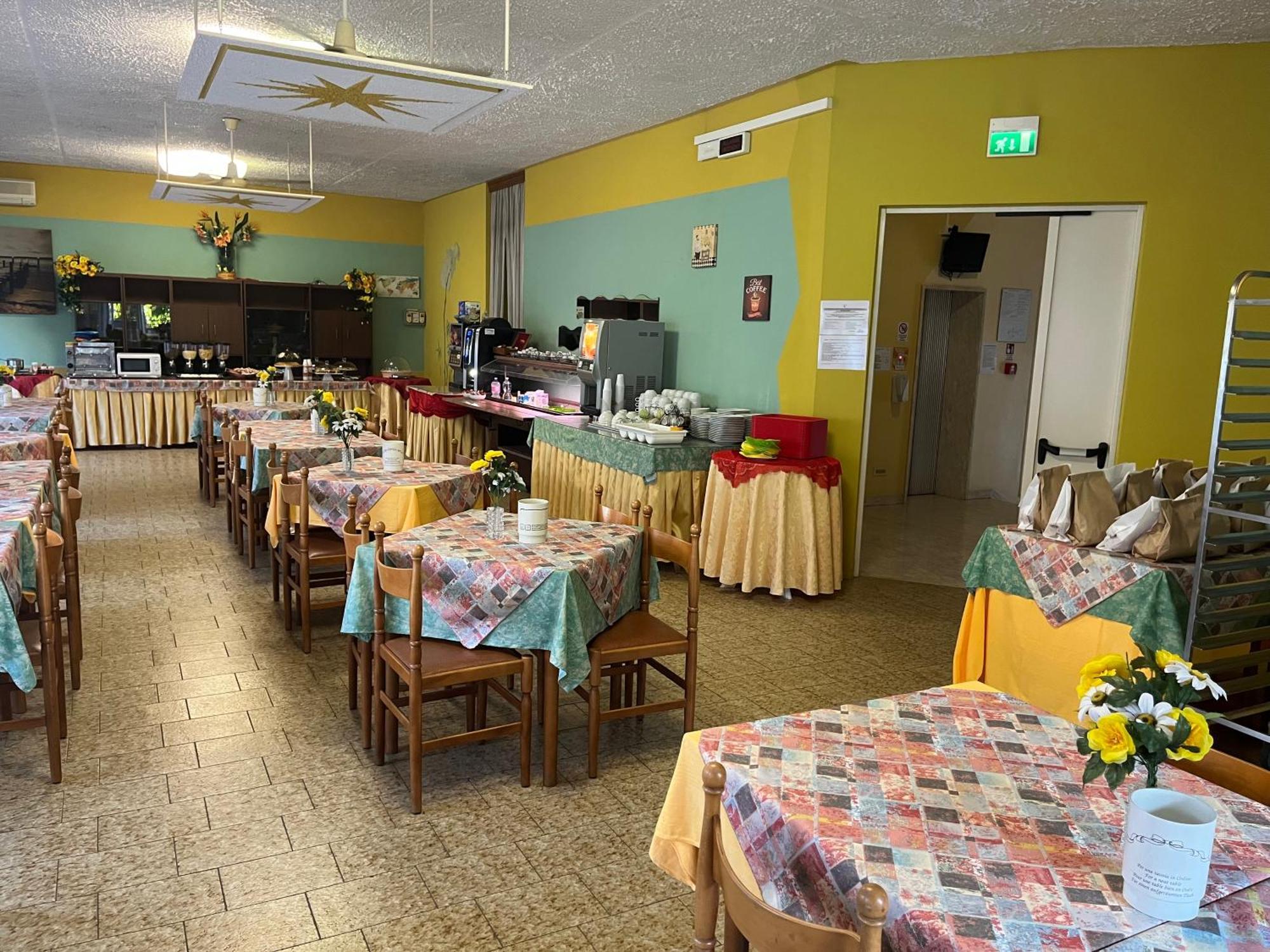 Hotel Wega Bellaria-Igea Marina Bagian luar foto