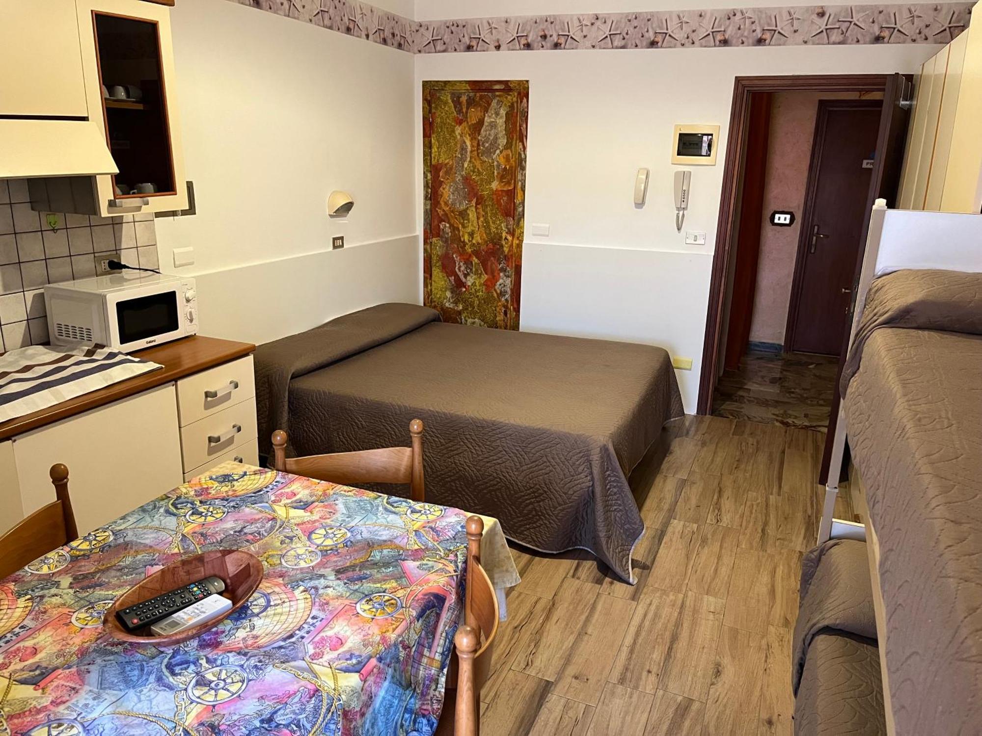 Hotel Wega Bellaria-Igea Marina Bagian luar foto